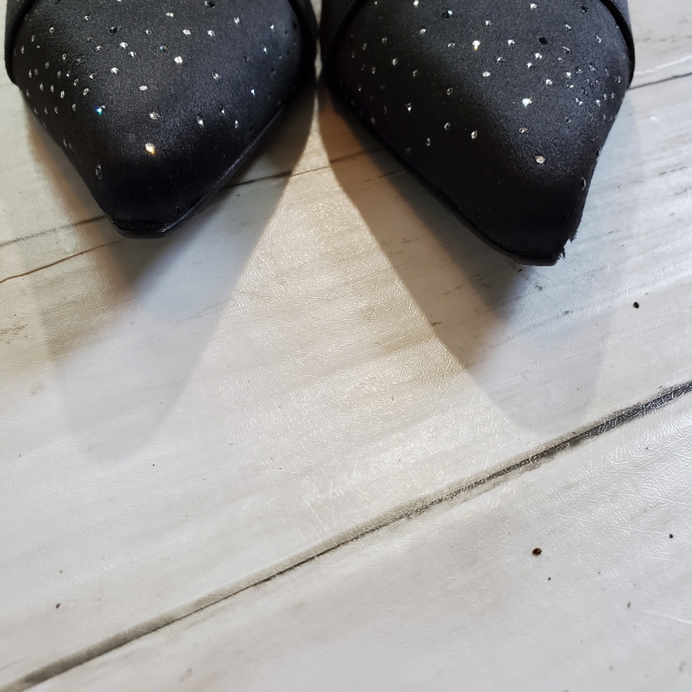 Stuart weitzman black satin high heel stiletto w‎ rhinestones size 8.5 poiny Toe - Picture 5 of 8